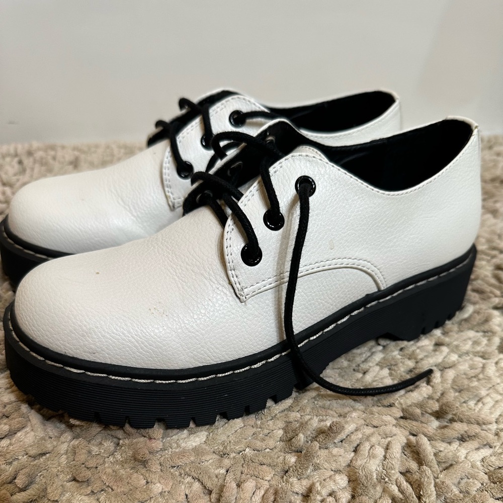 Portland by Portland boot company platform oxford.